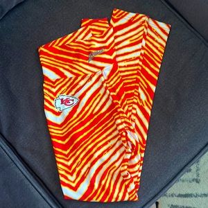 Zumbaz Chiefs leggings, size medium